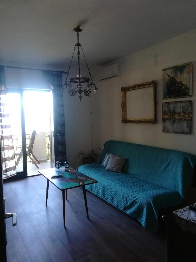 Apartments By The Sea Lokva Rogoznica, Omis - 4821 エクステリア 写真